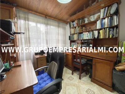 Apartamento de 4 alcobas en venta en La Floresta, Medellín, 98 m² · foto 10 de 20