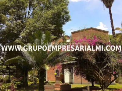 Apartamento de 4 alcobas en venta en La Floresta, Medellín, 98 m² · foto 16 de 20
