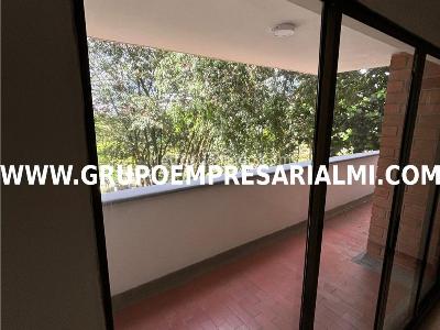 Apartamento de 3 alcobas en arriendo en Laureles, Medellín, 131 m² · foto 20 de 20