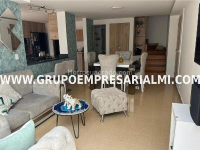 Apartamento de 3 alcobas en venta en El Poblado, Medellín, 136 m² · foto 2 de 20