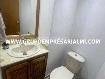 Apartaestudio en arriendo en El Poblado, Medellín · foto 10 de 20