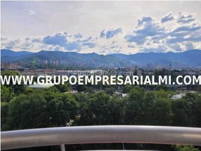 Apartaestudio en arriendo en El Poblado, Medellín · foto 12 de 20