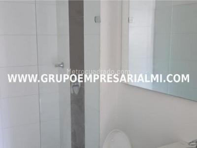 Apartamento de 3 alcobas en venta en Tres Esquinas, Sabaneta, 92 m² · foto 7 de 20
