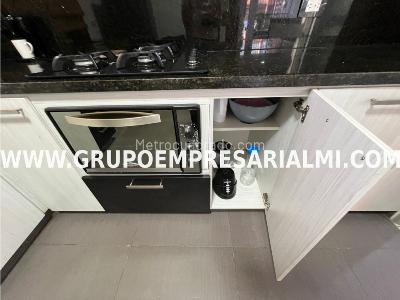 Casa de 3 alcobas en venta en San Antonio De Pereira, Rionegro, 132 m² · foto 3 de 20