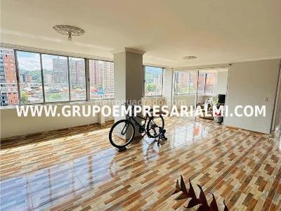 Apartamento en venta en Laureles, Medellín · foto 4 de 20