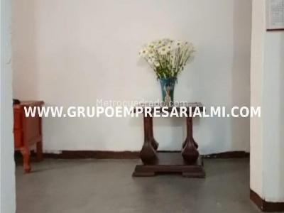 Casa de 5 alcobas en venta en El Trapiche, Bello, 70 m² · foto 6 de 20