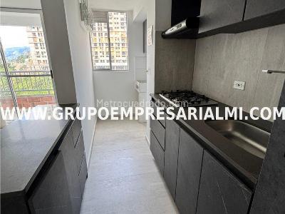 Apartamento de 3 alcobas en venta en San Jose, Sabaneta, 60 m² · foto 3 de 20