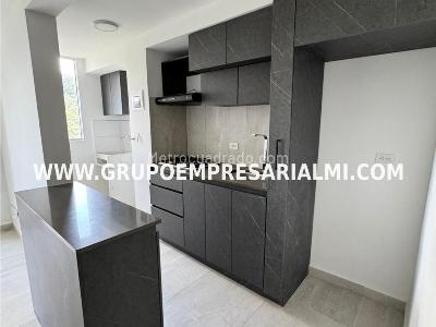 Apartamento de 3 alcobas en venta en San Jose, Sabaneta, 60 m² · foto 4 de 20