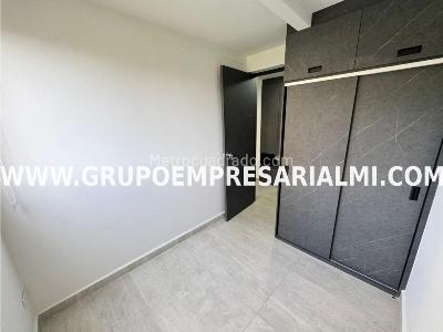 Apartamento de 3 alcobas en venta en San Jose, Sabaneta, 60 m² · foto 7 de 20