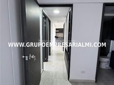Apartamento de 3 alcobas en venta en San Jose, Sabaneta, 60 m² · foto 9 de 20