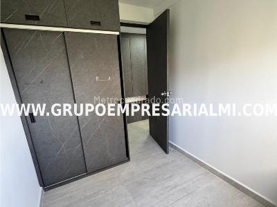 Apartamento de 3 alcobas en venta en San Jose, Sabaneta, 60 m² · foto 12 de 20