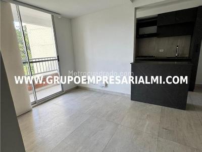 Apartamento de 3 alcobas en venta en San Jose, Sabaneta, 60 m² · foto 20 de 20