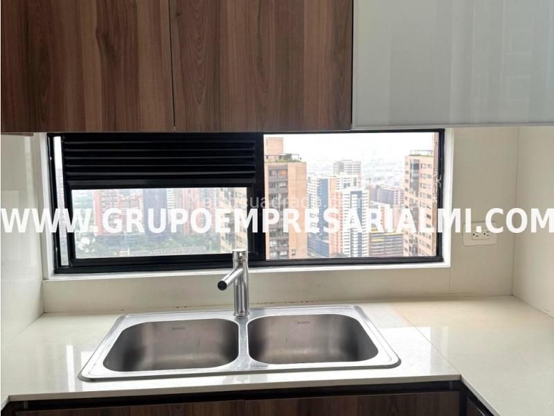 Wonderful 2BR Apartment in Castropol - 4