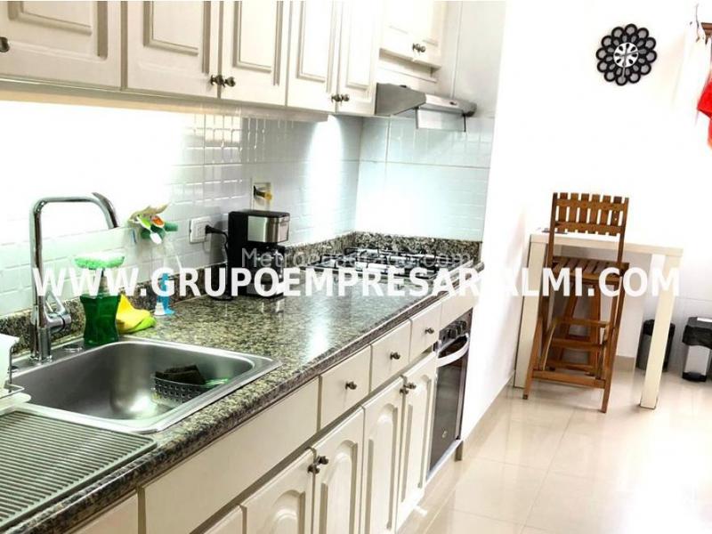 Spectacular 3BR Apartment in Castropol, El Poblado - 9