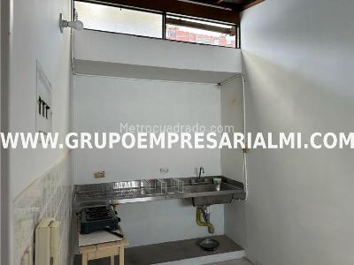 Apartamento en venta en Robledo, Medellín · foto 2 de 10