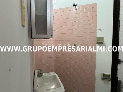 Apartamento en venta en Robledo, Medellín · foto 4 de 10