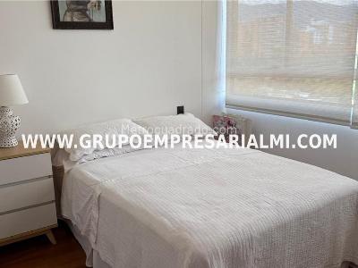 Apartamento de 3 alcobas en venta en El Poblado, Medellín, 200 m² · foto 6 de 20