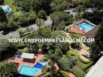 Apartamento de 3 alcobas en venta en El Poblado, Medellín, 200 m² · foto 15 de 20