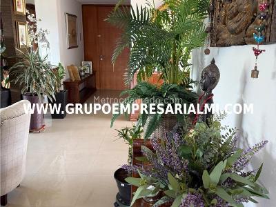 Apartamento de 3 alcobas en venta en El Poblado, Medellín, 200 m² · foto 19 de 20