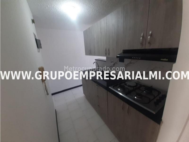 Apartamento amplio de 3 Alcobas en La Pola, Robledo - 5