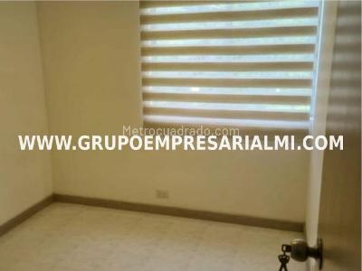 Apartamento en venta en El Poblado, Medellín · foto 8 de 20