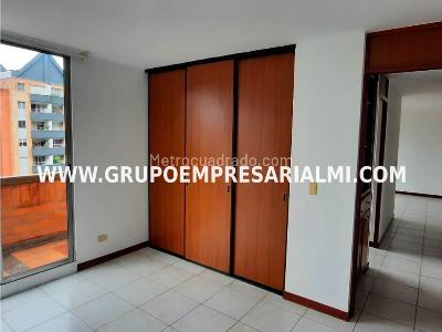 Apartamento de 3 alcobas en venta en El Poblado, Medellín, 127 m² · foto 3 de 20