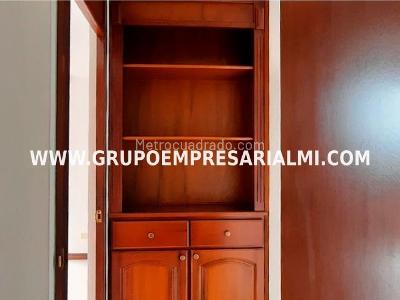 Apartamento de 3 alcobas en venta en El Poblado, Medellín, 127 m² · foto 5 de 20