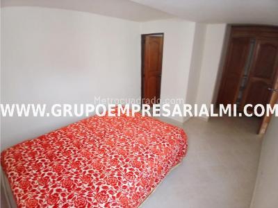 Apartamento de 3 alcobas en arriendo en Bombona, Medellín, 75 m² · foto 10 de 20