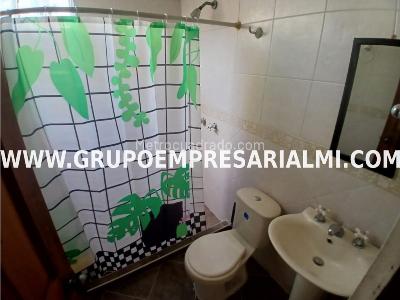 Apartamento de 3 alcobas en arriendo en Bombona, Medellín, 75 m² · foto 18 de 20
