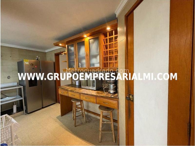 Beautiful 5BR Penthouse in Milla de Oro - 5
