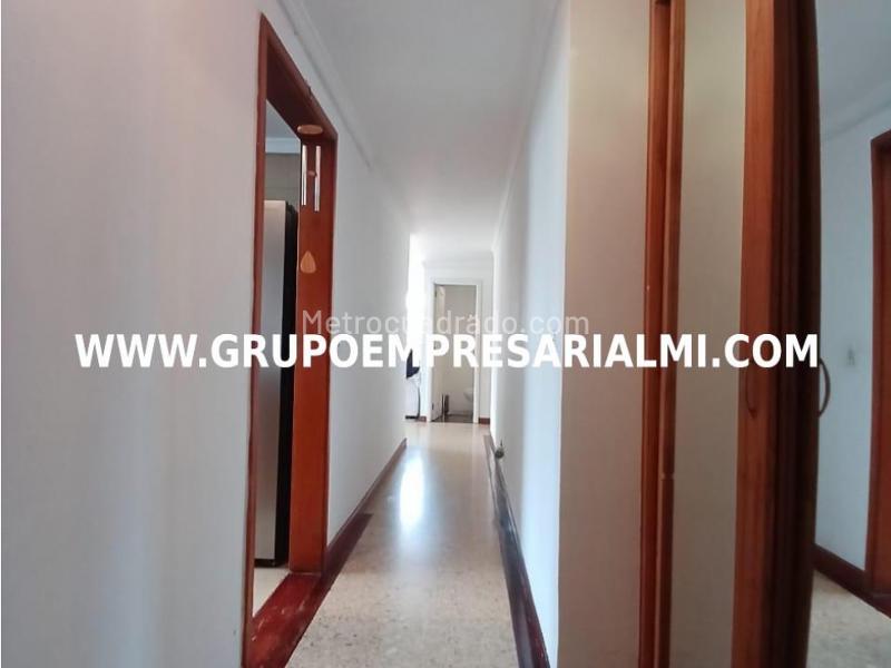 Beautiful 5BR Penthouse in Milla de Oro - 9