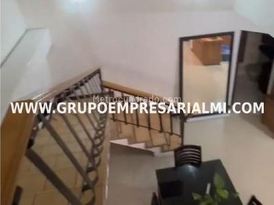 Casa de 3 alcobas en arriendo en El Poblado, Medellín, 250 m² · foto 7 de 20