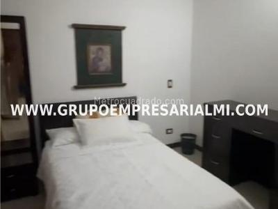 Casa de 3 alcobas en arriendo en El Poblado, Medellín, 250 m² · foto 14 de 20