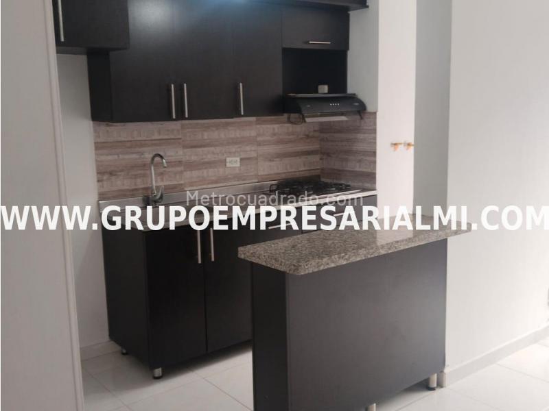 Apartamento en Arriendo, Calle Larga, Sabaneta - 2
