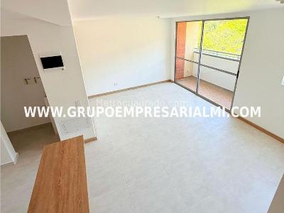 Apartamento de 3 alcobas en venta en Molinares, Bello, 62 m² · foto 6 de 20