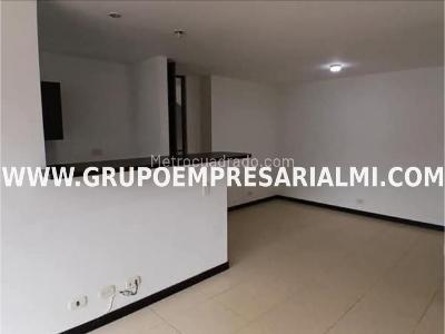 Apartamento en venta en El Poblado, Medellín · foto 2 de 20