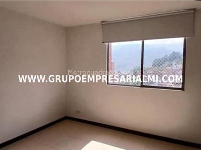 Apartamento en venta en El Poblado, Medellín · foto 4 de 20