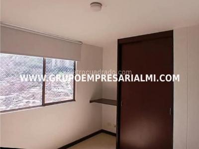 Apartamento en venta en El Poblado, Medellín · foto 7 de 20
