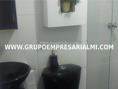Apartamento de 3 alcobas en venta en Calasanz, Medellín, 54 m² · foto 9 de 20