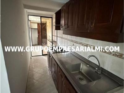 Apartamento de 3 alcobas en venta en Guayabal, Medellín, 53 m² · foto 12 de 20