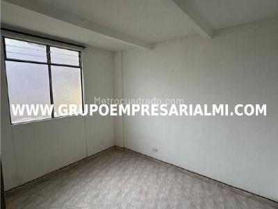 Apartamento de 3 alcobas en venta en Guayabal, Medellín, 53 m² · foto 15 de 20