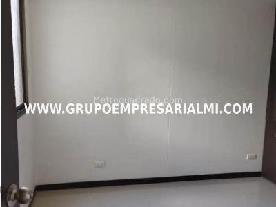 Apartamento de 3 alcobas en venta en Niquia, Bello, 65 m² · foto 6 de 20
