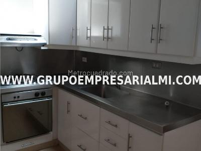 Apartamento de 3 alcobas en arriendo en Belen, Medellín, 75 m² · foto 2 de 20