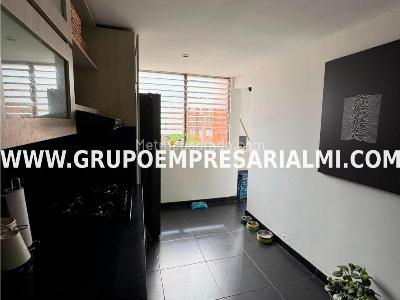 Apartamento de 3 alcobas en venta en El Poblado, Medellín, 100 m² · foto 5 de 20