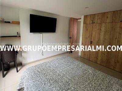 Apartamento de 3 alcobas en venta en El Poblado, Medellín, 100 m² · foto 11 de 20