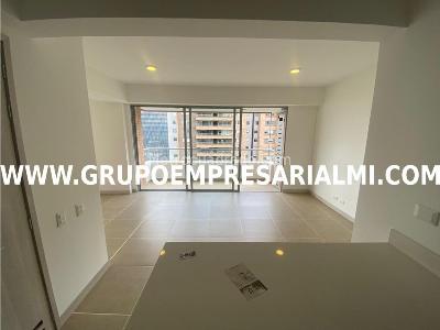 Apartamento de 3 alcobas en venta en Villa Carlota, Medellín, 87 m² · foto 2 de 20