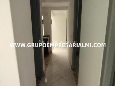 Apartamento en venta en San Isidro, Itagüí · foto 3 de 20