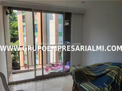 Apartamento en venta en El Poblado, Medellín · foto 6 de 20