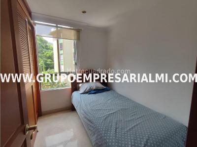 Apartamento en venta en El Poblado, Medellín · foto 8 de 20