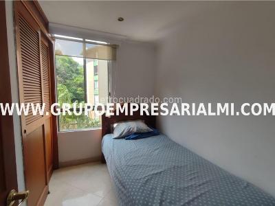 Apartamento en venta en El Poblado, Medellín · foto 10 de 20